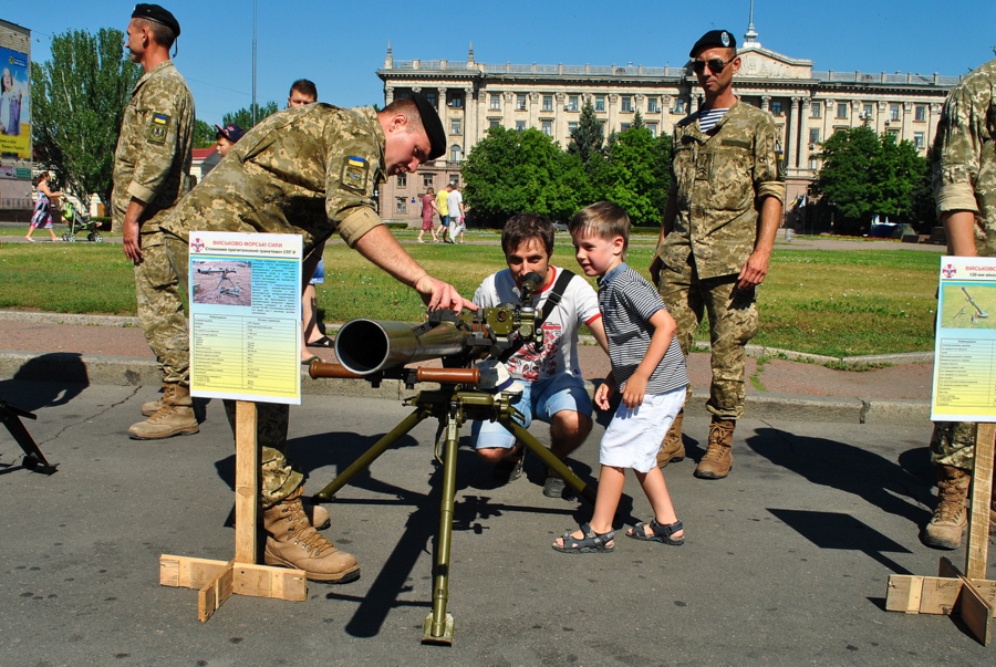 День ВМС Украины. Часть 1 - Парад частей гарнизона в Николаеве