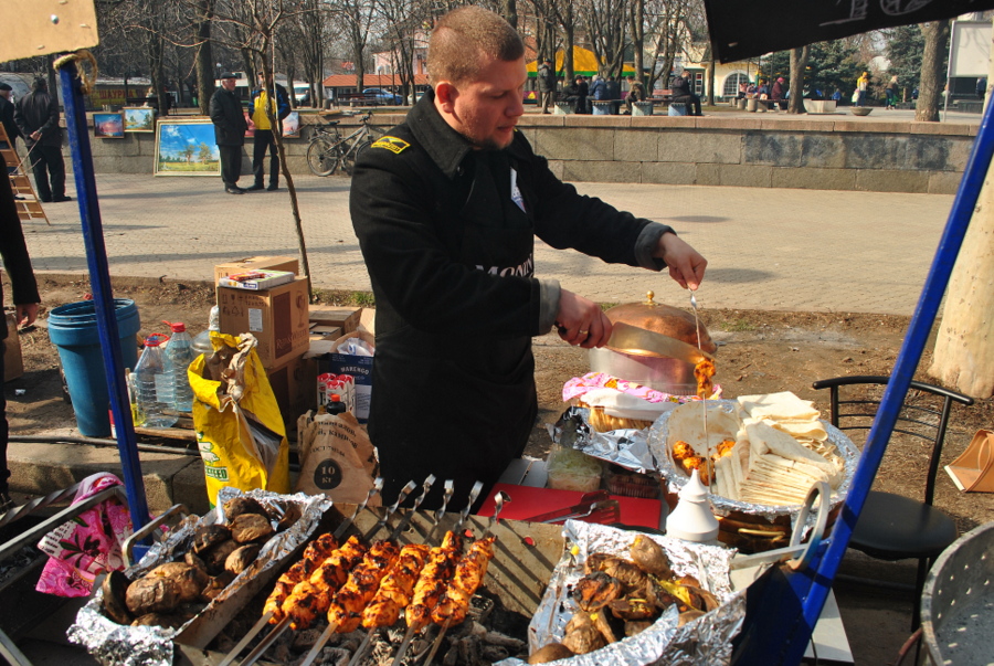 Брячина - фестиваль уличной еды в Николаеве