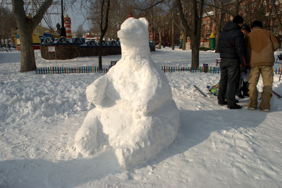 Фестиваль снежной скульптуры
